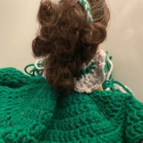 NFL Philadelphia Eagles Team Handmade Crochet Cheerleader Doll - Picture 10 of 13